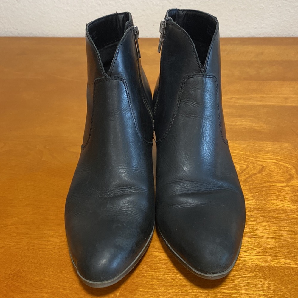 Frye Jennifer Boots - Picture 5 of 8